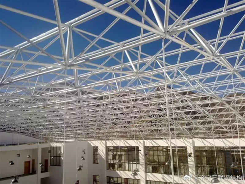 網架加工與現代建筑的綠色結合